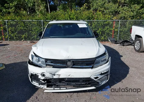 2021 Volkswagen Tiguan 2.0T Se/2.0T Se R-Line Black/2.0T Sel from USA, damaged, VIN 3VV3B7AX6MM126685
